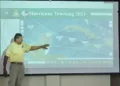 Autoridades beliceñas explican este martes cómo el huracán Beryl podría impactar su país.
