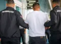 Pandillero salvadoreño reclamado por feminicidio es deportado de Panamá