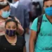 Volver a utilizar mascarillas recomiendan autoridades sanitarias guatemaltecas ante subida de casos de COVID-19