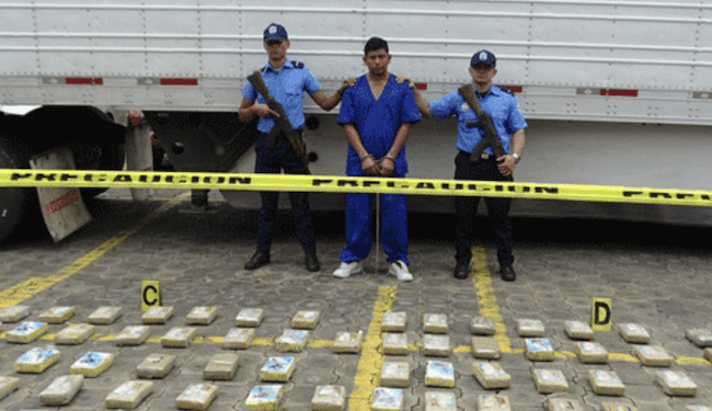 Capturan a conductor guatemalteco de furgón con 120 kilos de cocaína en Nicaragua