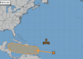 Centro Nacional de Huracanes vigila onda tropical que se dirige a Centroamérica