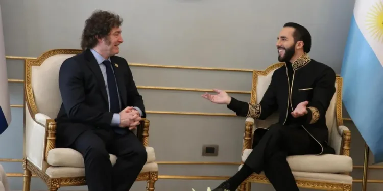 Bukele se reúne este lunes con Milei en Buenos Aires