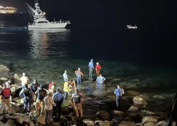 Sube a 12 el número de personas fallecidas en accidente aéreo en Roatán