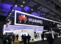 Investigan a empresa china Huawei por presunto pago de sobornos a eurodiputados
