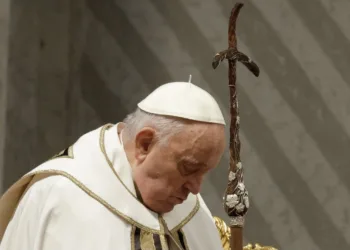 Francisco cumplirá 12 años de pontificado mientras sigue hospitalizado en Roma