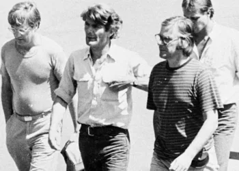 Corte Suprema salvadoreña aprueba extradición de militar retirado por asesinato de periodistas holandeses en 1982