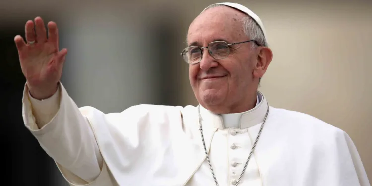 El Papa Francisco sigue estable y mejora tras 26 días hospitalizado