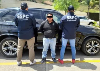 Salvadoreño miembro de la MS-13 y buscado por el FBI es capturado en México y extraditado a EEUU