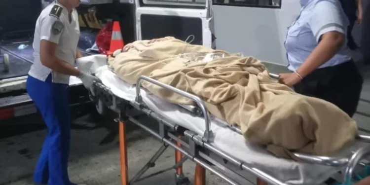 Víctimas de tragedia aérea en Roatán fallecieron por hemorragias cerebrales y por inmersión, dicen forenses