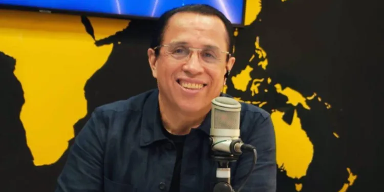 Gobierno de Honduras lleva a juicio a periodista, lo que genera alarma sobre la libertad de expresión