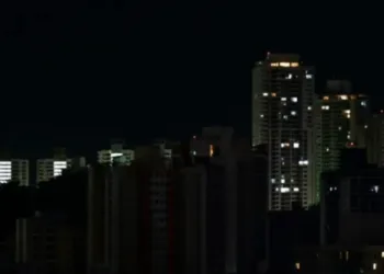 Tras apagón nacional, Panamá lanza licitación para energía renovable a largo plazo