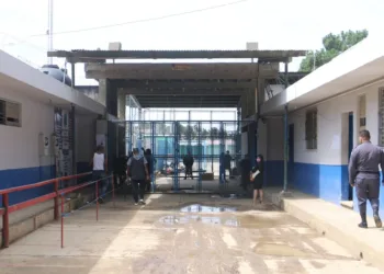 Denuncian a director de cárcel guatemalteca por presunta colaboración con Mara Salvatrucha