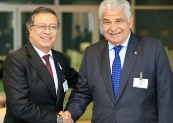 Presidentes Mulino y Petro discutirán sobre migración y cooperación energética en Panamá