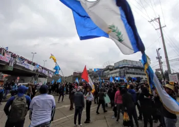 Sindicalistas mantienen la amenaza de bloqueos en 33 puntos de Guatemala mientras Salud insiste en el diálogo