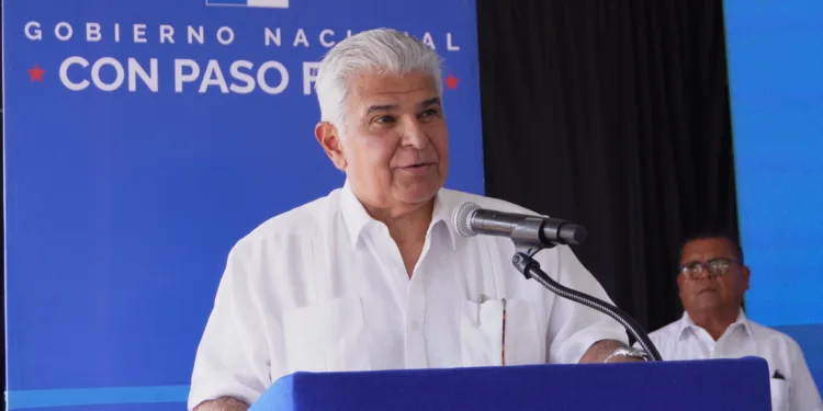Mulino convoca reunión urgente ante deficiente seguridad en puertos de Panamá