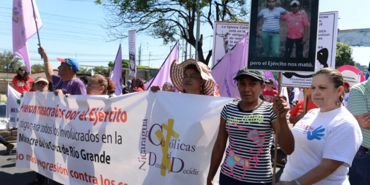 Mujeres nicaragüenses conmemoran el 8M entre exilio, represión y censura