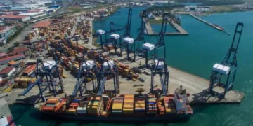 Gobierno panameño dice que continuará auditoría a concesionaria de puertos pese a venta