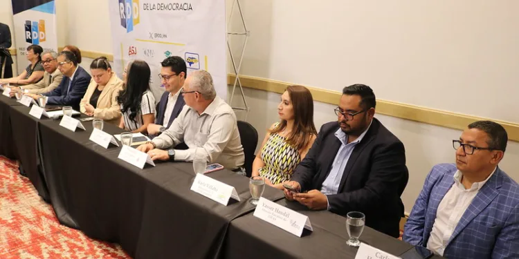 Red por la Defensa de la Democracia exige declaratoria oficial de resultados y llama a defender proceso electoral en Honduras