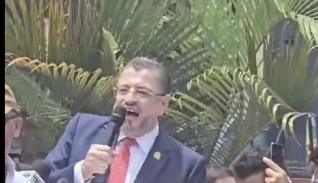 Chaves escala su ofensiva contra el Poder Judicial en medio de investigaciones por presuntas irregularidades