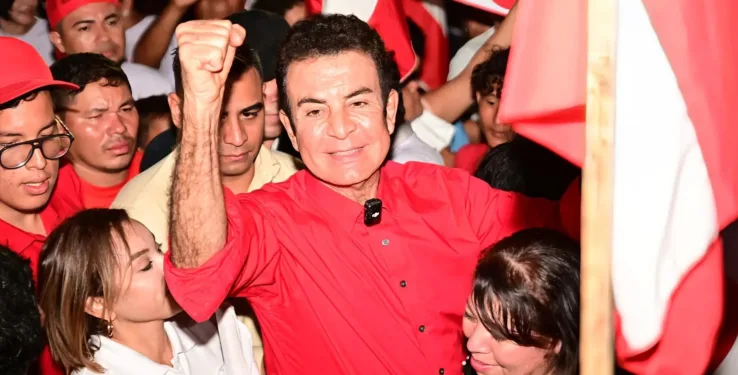 Salvador Nasralla arremete contra la candidatura de Rixi Moncada y respalda comunicado de la Unión Europea