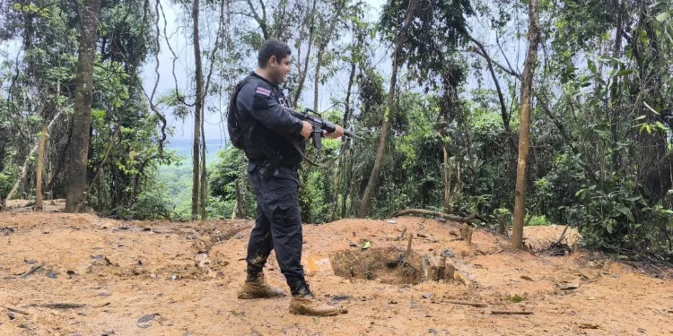 Costa Rica denuncia crimen organizado en extracción de oro en Crucitas
