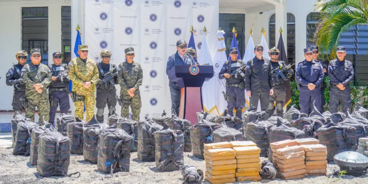 El Salvador incauta más de 10 toneladas de droga en 3 meses