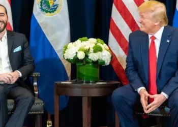 Trump y Bukele se reúnen hoy en la Casa Blanca para “afianzar” su alianza contra el crimen transnacional