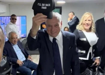 Martinelli ordena a sus diputados votar a favor de amnistía que lo beneficiará a él y a expresidente Varela