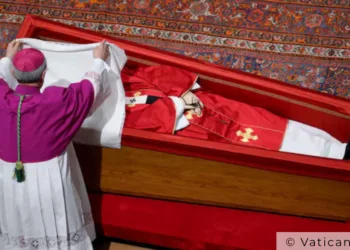 Concluye capilla ardiente y el mundo se prepara para el último adiós al Papa Francisco