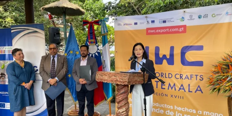 Taiwán impulsa el talento artesanal guatemalteco en la 18ª edición de New World Crafts 2025