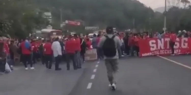 Sindicalistas de Salud mantienen amenazas de bloqueos en Guatemala para hoy