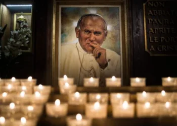 20 años del fallecimiento de Juan Pablo II, el Papa que visitó dos veces Centroamérica