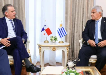 Panamá y Uruguay anuncian refuerzo de lazos diplomáticos y comerciales con nuevo acuerdo de cooperación