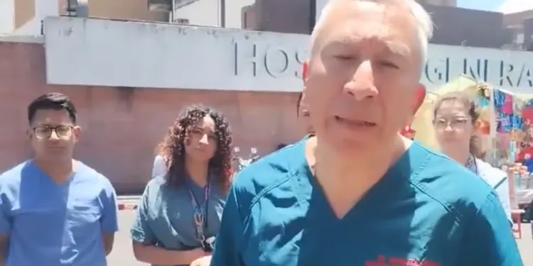 Médicos guatemaltecos denuncian en redes sociales carencia de recursos y presidente ordena compra de tomógrafo