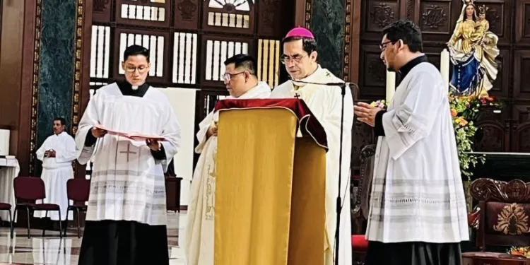 Iglesia advierte sobre El Salvador como “cárcel internacional” y exige derogar ley minera