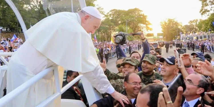 Centroamérica llora la muerte del Papa Francisco