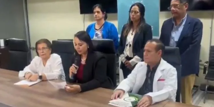 Médicos levantan paro tras acuerdo con el Gobierno; hospitales públicos retoman atención en Honduras