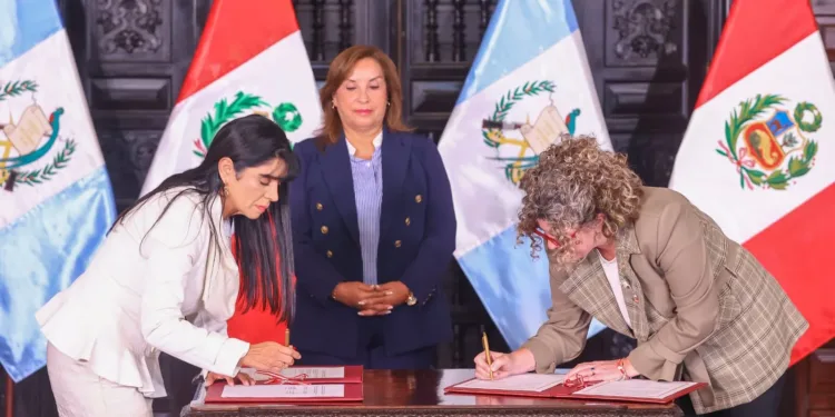 Guatemala y Perú cierran disputa arancelaria y activan histórico acuerdo comercial