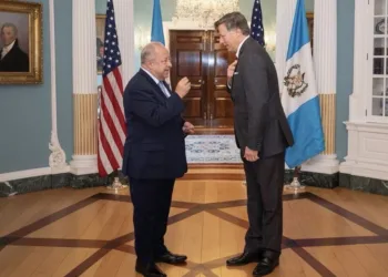 Gobierno de EEUU reafirma su apoyo al presidente guatemalteco en defensa de la democracia