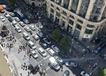 Apagón masivo paraliza España y Portugal: caos en infraestructuras y transporte