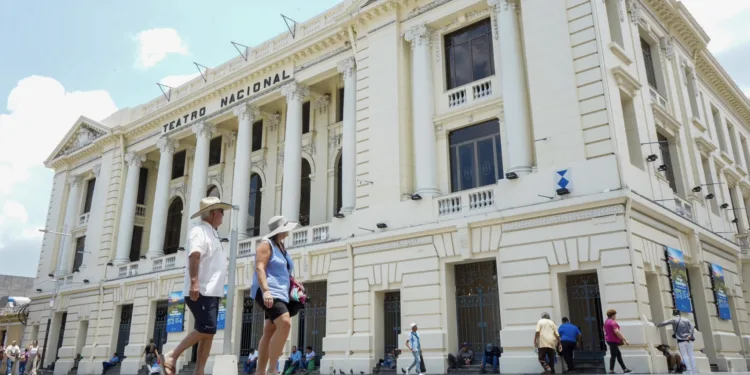 El Triángulo Norte de Centroamérica recibió más de 326,800 turistas en Semana Santa