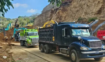 Tramo de carretera Panamericana en El Salvador será habilitado hasta el 5 de mayo, anuncia el gobierno