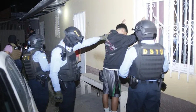 Informe advierte retrocesos en seguridad y justicia durante tercer año de gobierno de Xiomara Castro