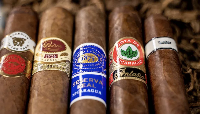 Aranceles de Trump impactan fuertemente al mercado de puros de Nicaragua y Honduras