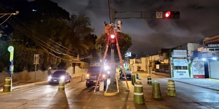 Monitoreo inteligente del tránsito: instalan 350 cámaras en el área metropolitana de Guatemala