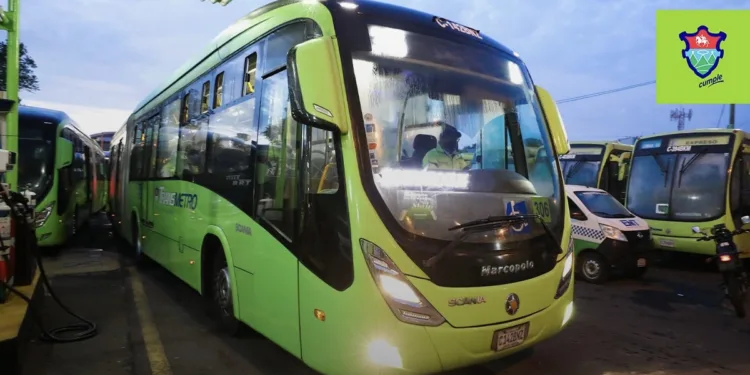 Suspenden servicio de TuBus y líneas del Transmetro por amenazas de encapuchados en capital guatemalteca para  este viernes