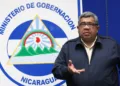 Dictadura Ortega-Murillo cobra miles de dólares a migrantes nicas para permitirles reingresar al país