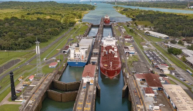 Canal de Panamá prevé aumento de tránsito de hasta 13 buques diarios adicionales