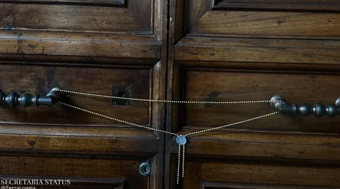 Empieza el cónclave 2025 entre lo sagrado y el ‘marketing’ teológico