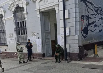 El FMLN respalda a Maduro tras elecciones legislativas en Venezuela